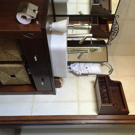 Paradise Traditional House Maroni Ngoại thất bức ảnh