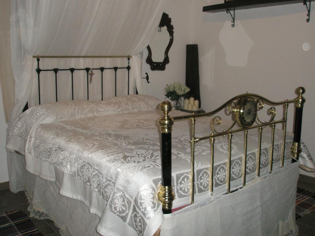 Paradise Traditional House Maroni Ngoại thất bức ảnh