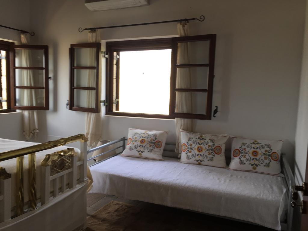 Paradise Traditional House Maroni Ngoại thất bức ảnh